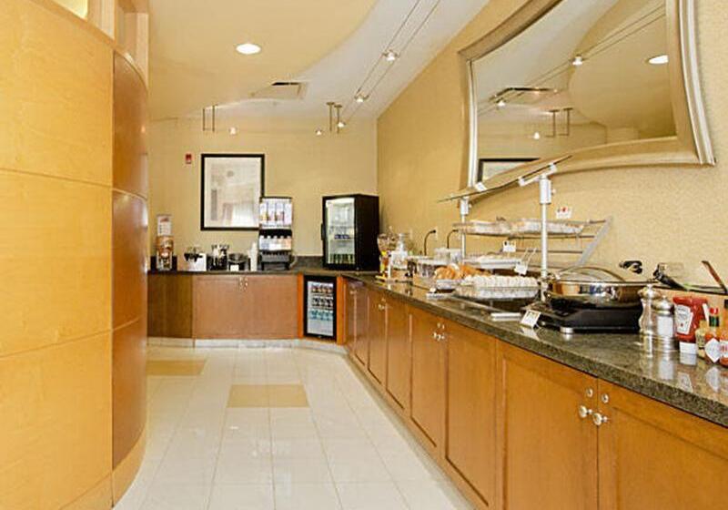 هتل Springhill Suites By Marriott Wheeling Triadelphia Area