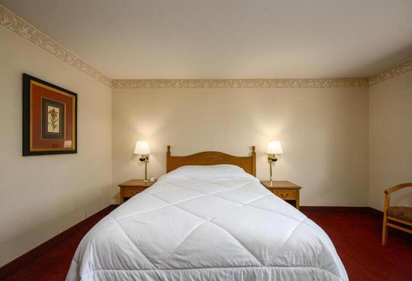 فندق Three Rivers Inn Sedro Woolley