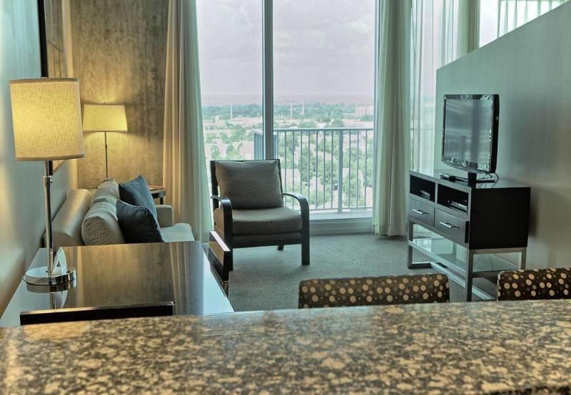 هتل Twelve Downtown, Autograph Collection