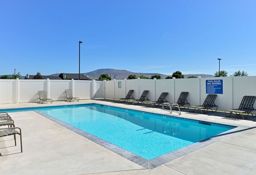 Microtel Inn & Suites By Wyndham Klamath Falls
