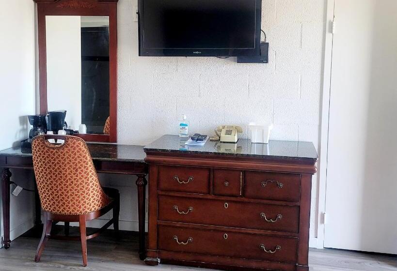 汽车旅馆  Economy Inn