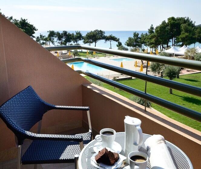 Royal Paradise Beach Resort & Spa