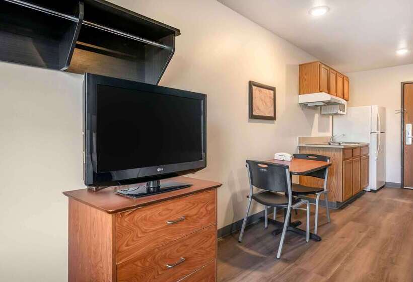 Extended Stay America Select Suites  Orlando  Sanford  Airport
