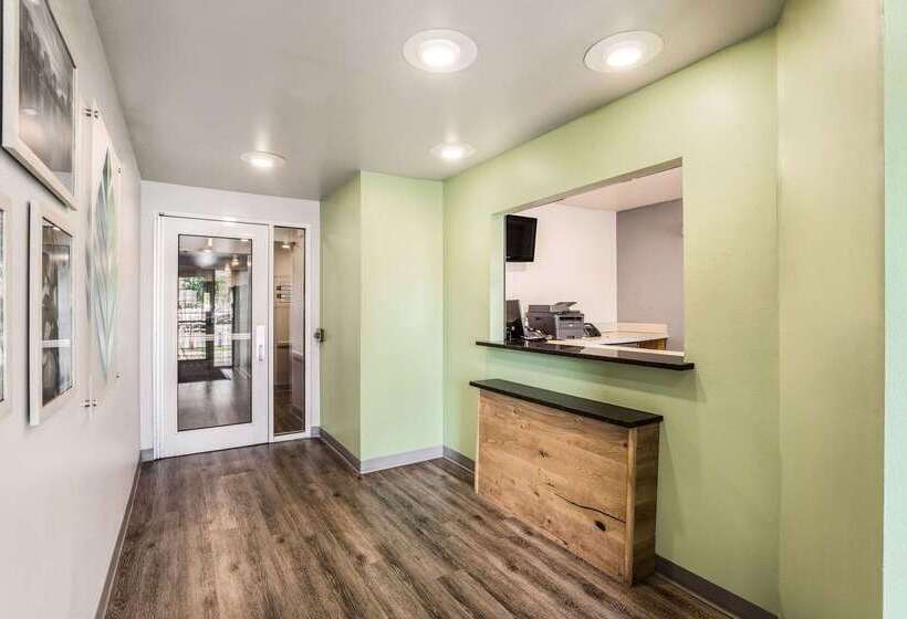 Extended Stay America Select Suites  Orlando  Sanford  Airport