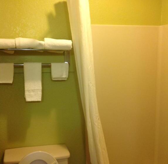 בית מלון כפרי Americas Best Value Inn Pryor