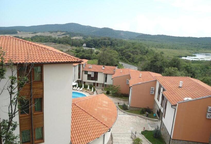 فندق Arkutino Family Resort