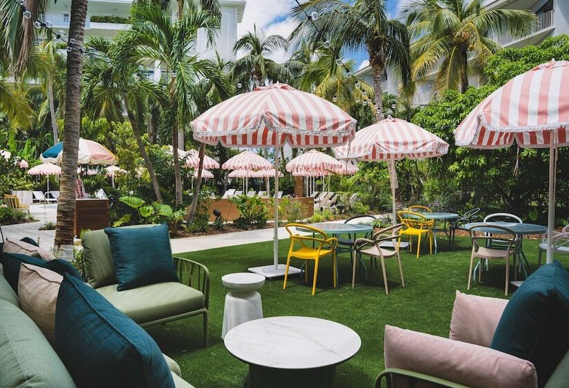 Hôtel Hampton By Hilton Grand Cayman Seven Mile Beach