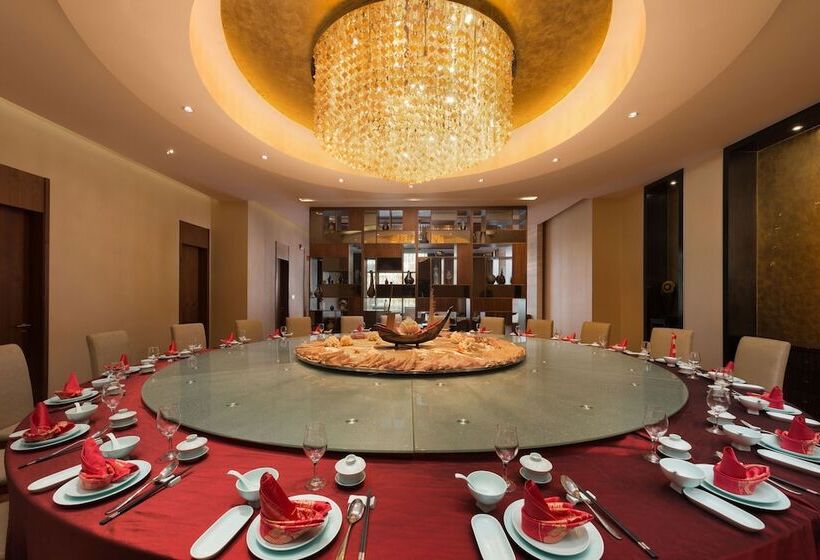 فندق Holiday Inn Taicang City Centre By Ihg