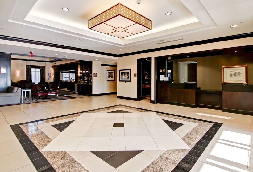 בית מלון כפרי Homewood Suites By Hilton Toronto Airport Corporate Centre