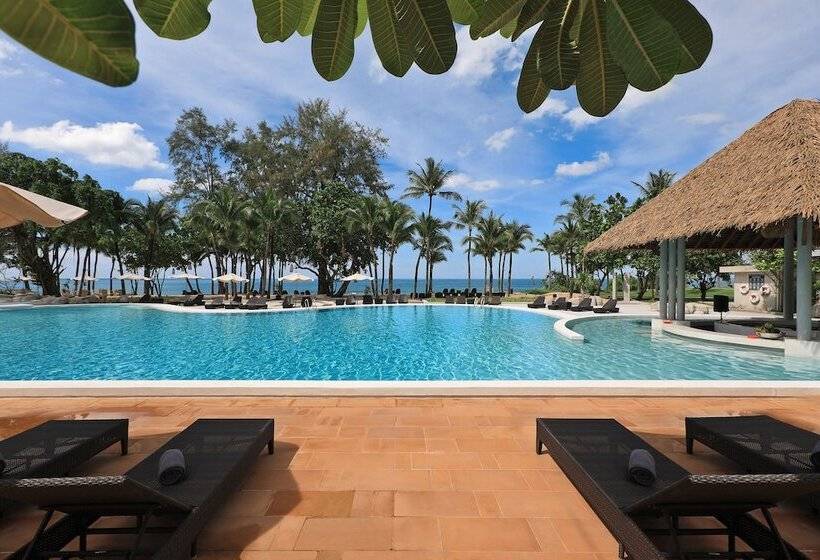 هتل Natai Beach Resort