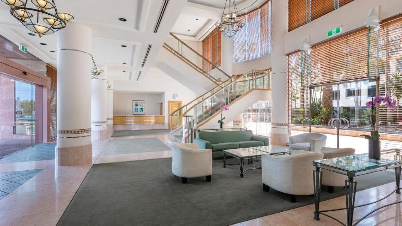 בית מלון כפרי Oaks Gold Coast