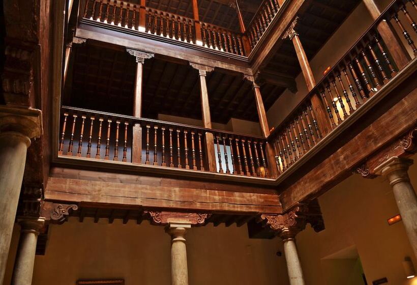 هتل Shine Albayzin