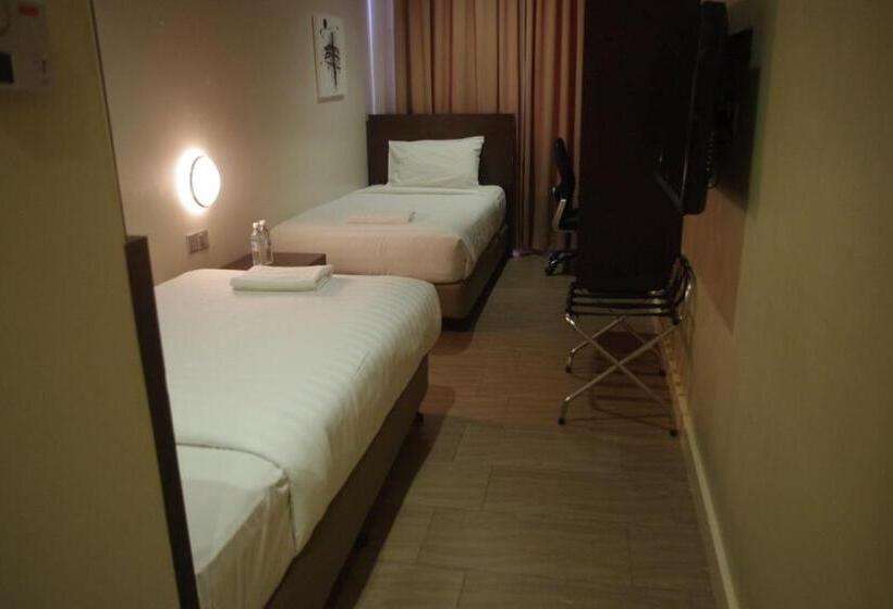 101 Hotel Bintulu