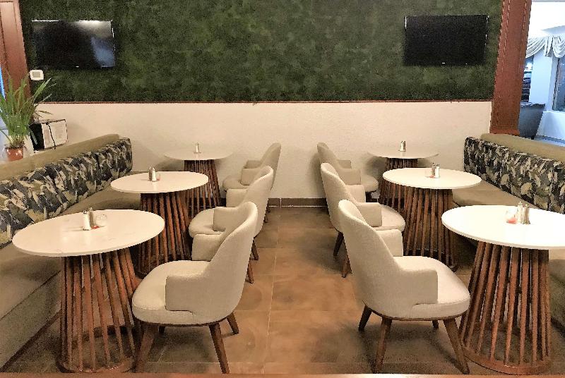 فندق Medallion Inn And Suites