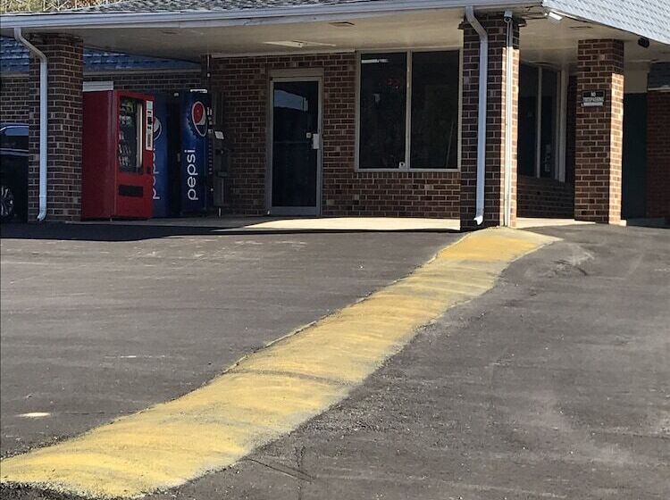 ホテル Budget Inn Franklinton