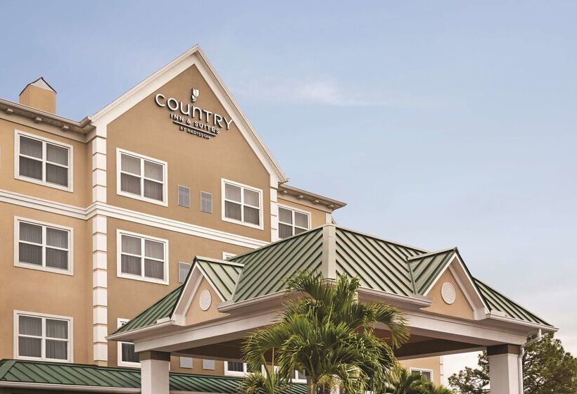 فندق Country Inn & Suites By Radisson, Tampa Airport North, Fl