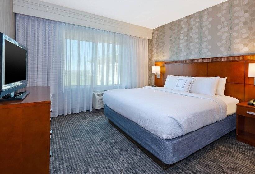 هتل Courtyard Omaha La Vista