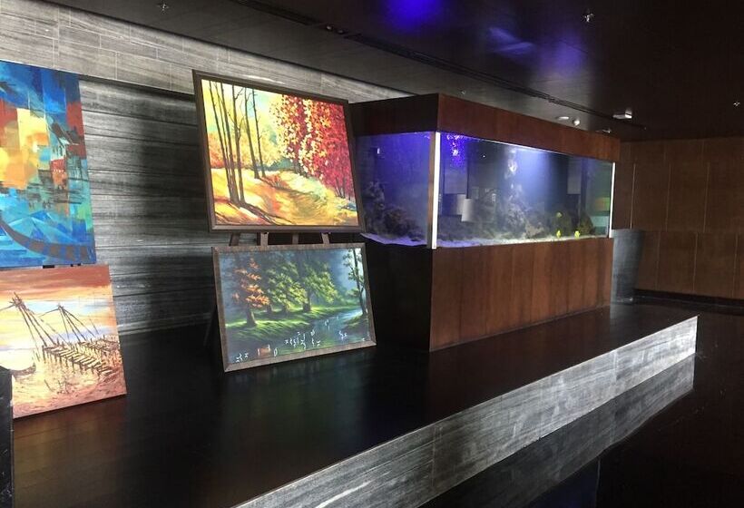 ホテル Crowne Plaza Kochi, An Ihg