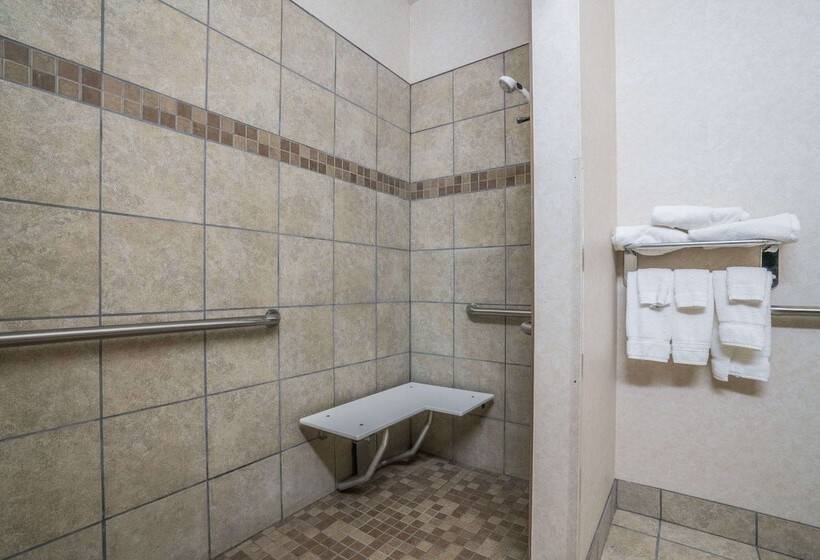 בית מלון כפרי Days Inn By Wyndham Fargo/casselton