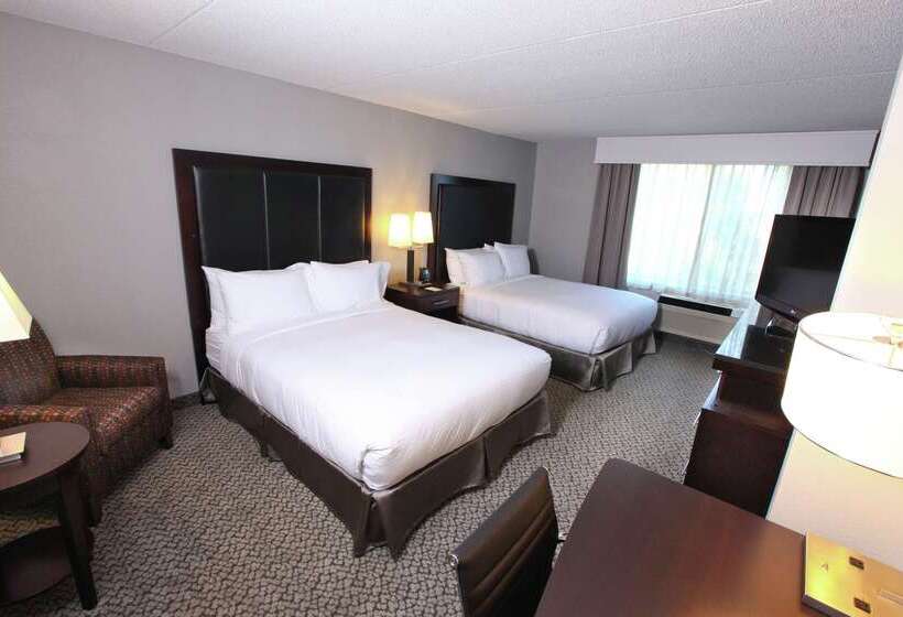 בית מלון כפרי Hilton Garden Inn Des Moines Airport