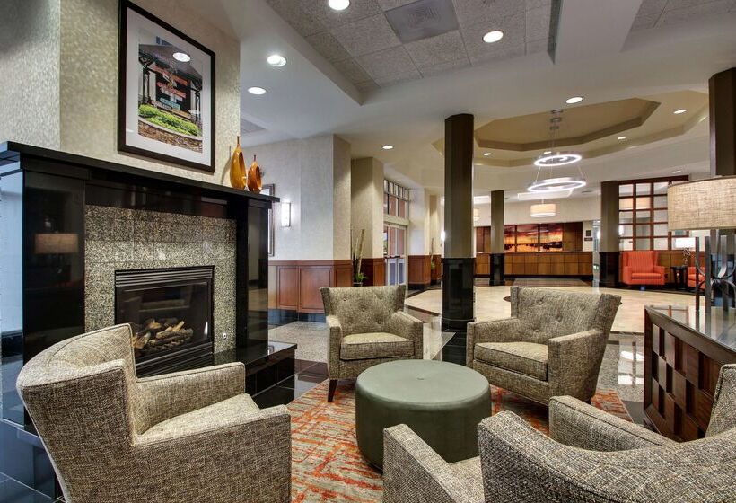 בית מלון כפרי Drury Inn & Suites Charlotte Northlake