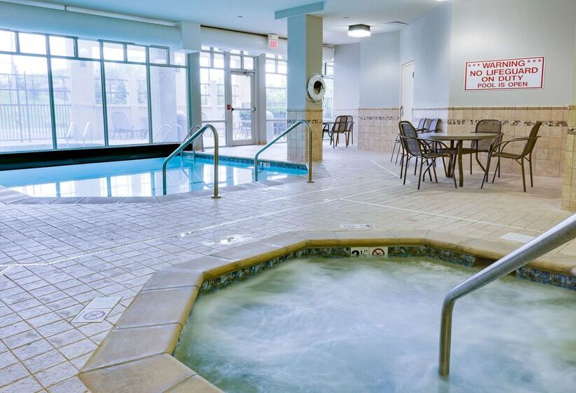 호텔 Drury Inn & Suites Middletown Franklin