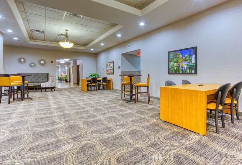 בית מלון כפרי Drury Inn & Suites San Antonio Near La Cantera