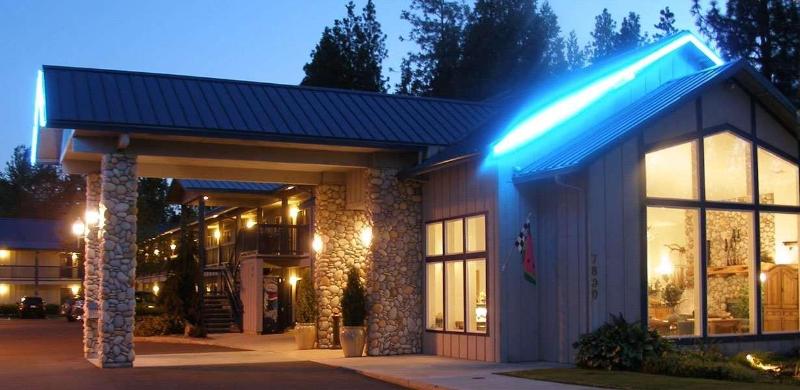 호텔 Edgewater Inn Shady Cove