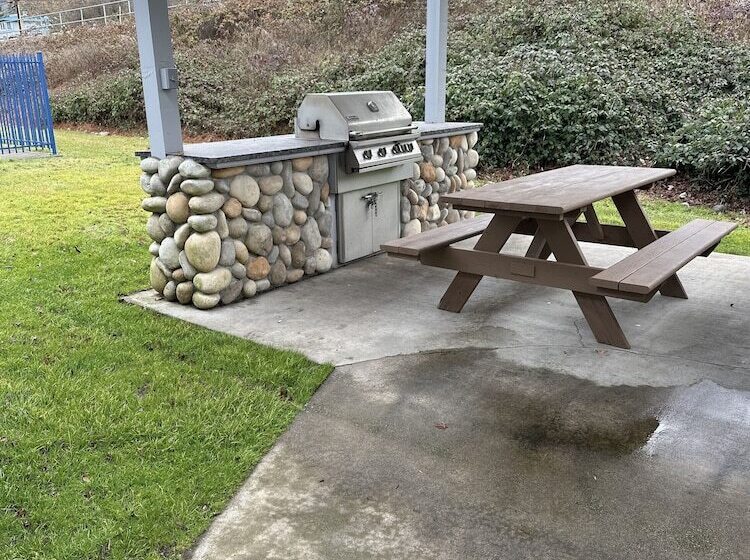 호텔 Edgewater Inn Shady Cove