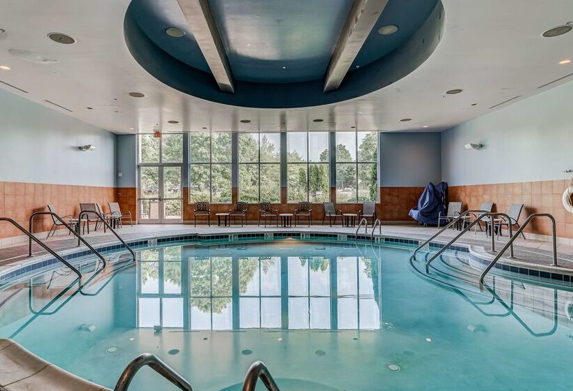 هتل Embassy Suites Atlanta   Kennesaw Town Center