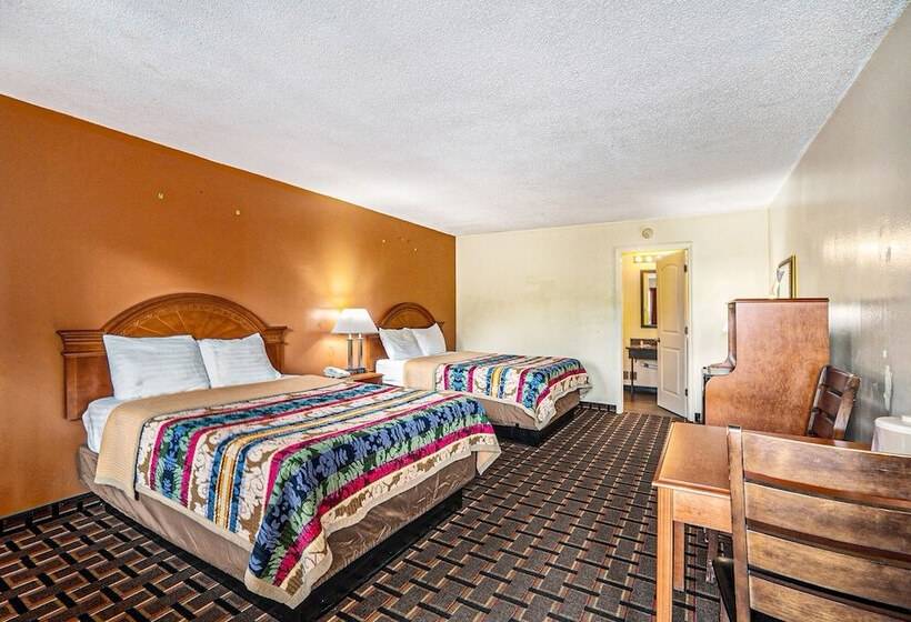 בית מלון כפרי Great Lakes Inn And Suites