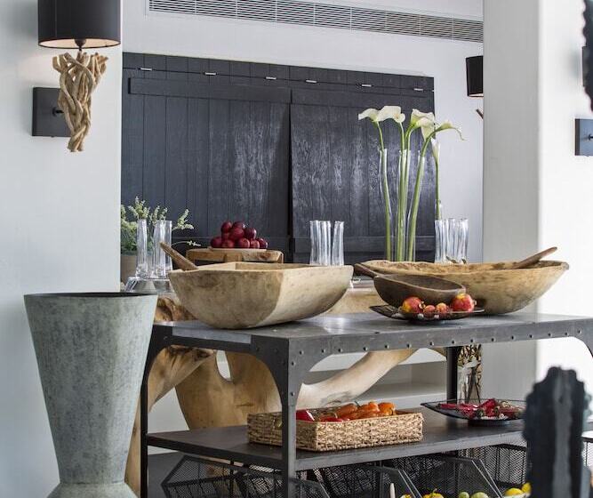 هتل Myconian Utopia Relais & Chateaux