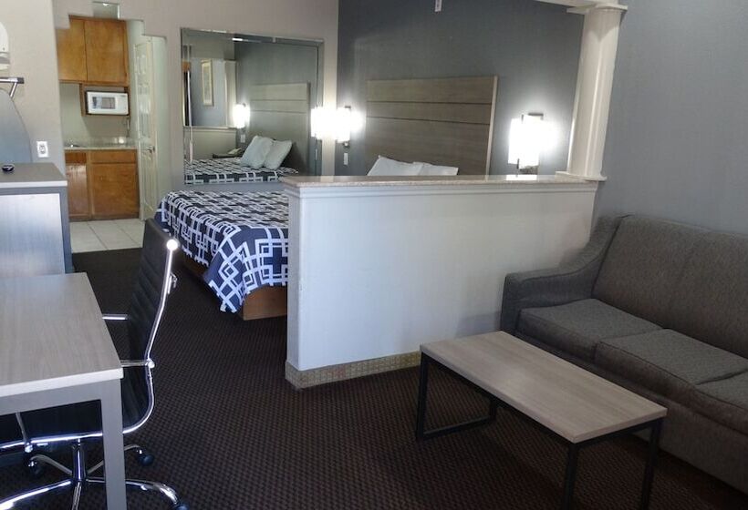 هتل Regency Inn And Suites Humble