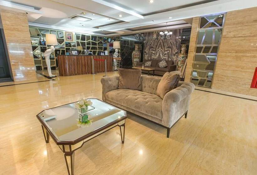 هتل Royal Regantris Cendana