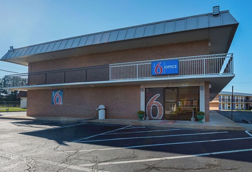 فندق Studio 6 Suites Perry, Ga