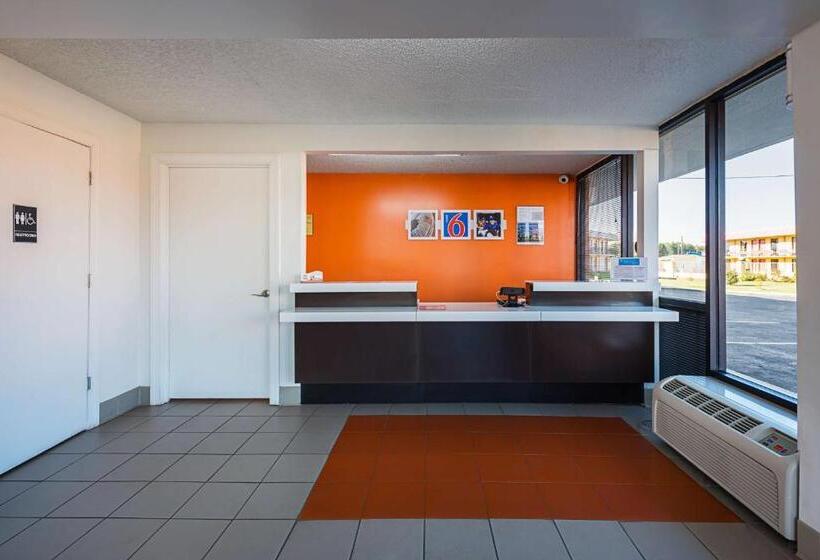 فندق Studio 6 Suites Perry, Ga