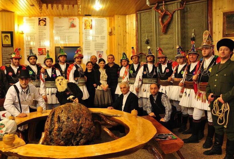 فندق Inan Kardesler