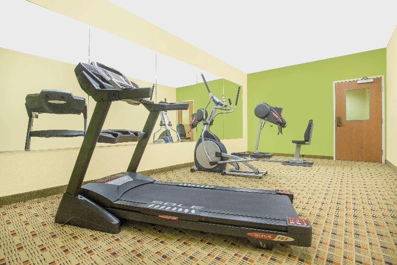 Microtel Inn & Suites By Wyndham Tuscumbia/muscle Shoals