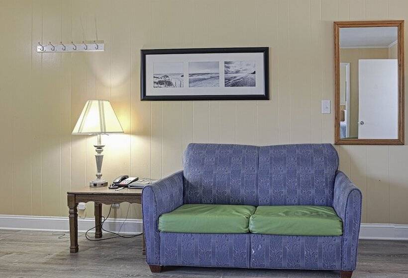 فندق على الطريق Colonial Inn