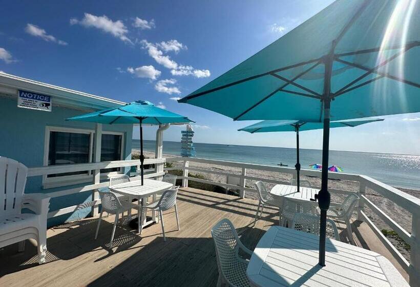 منتجع The Pearl Beach Inn