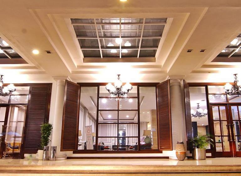 هتل Royal Bogor