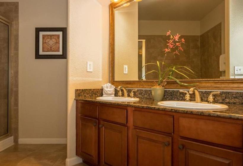Bp521cp Bella Piazza  Three Bedroom Condo