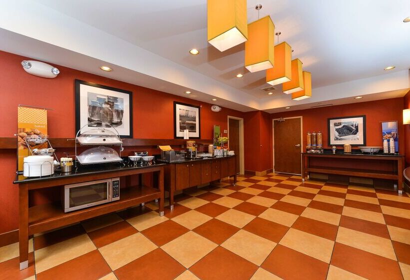 Hampton Inn Yorkville