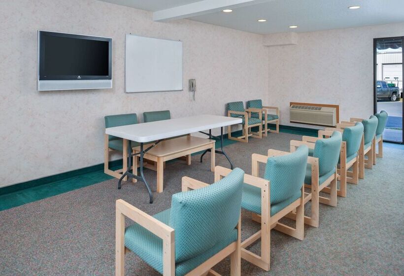 فندق Americas Best Value Inn & Suites Bluffton