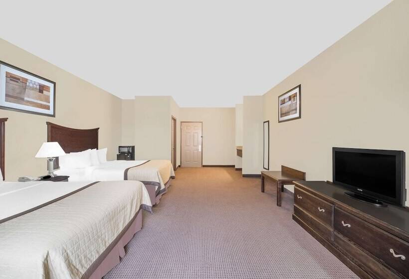 בית מלון כפרי Baymont By Wyndham Snyder