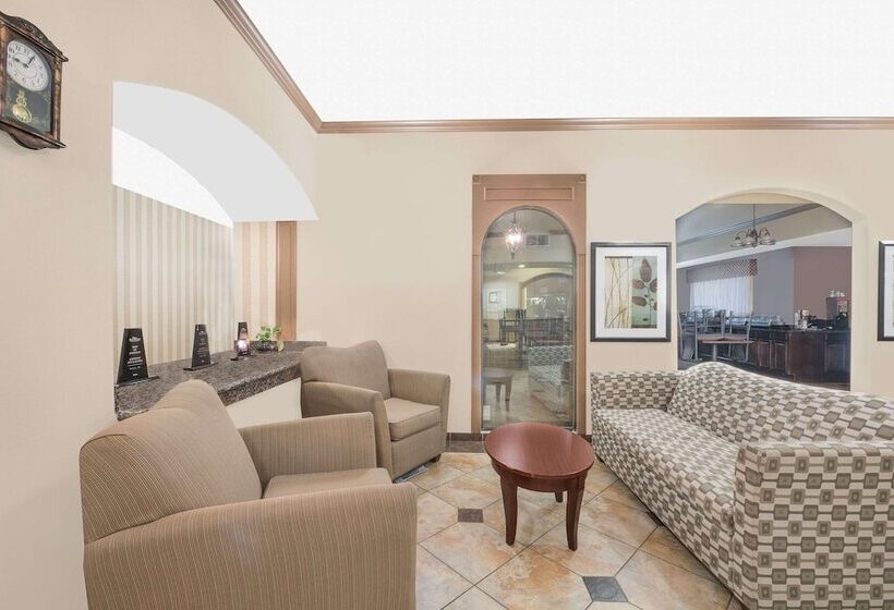 בית מלון כפרי Baymont By Wyndham Snyder