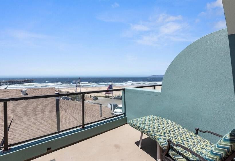 בית מלון כפרי Beach House Inn & Suites
