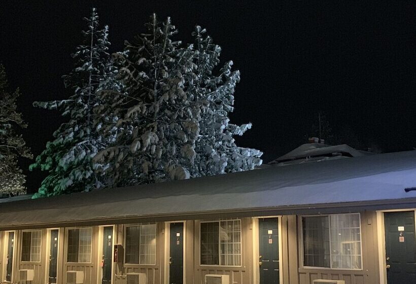 호텔 Black Jack Inn