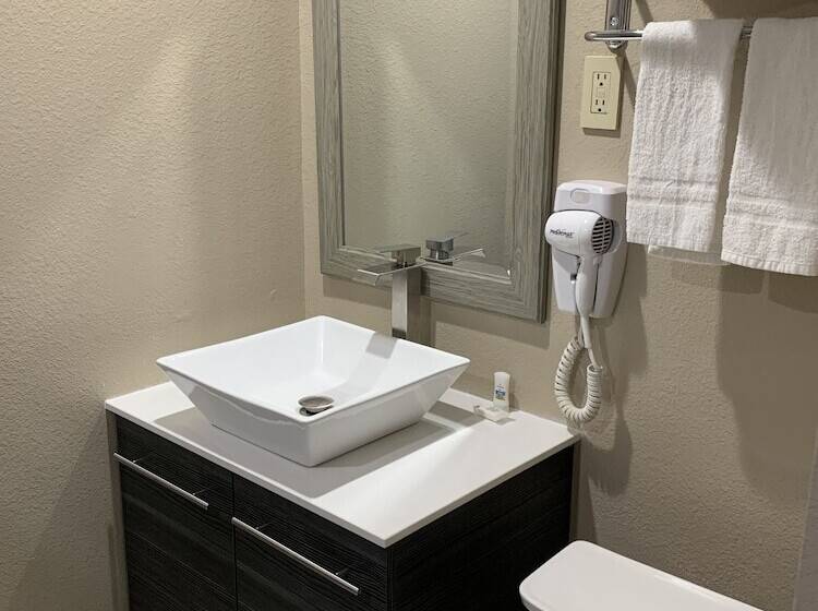 호텔 Black Jack Inn