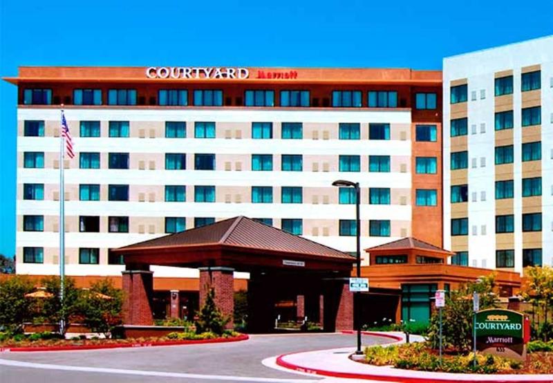 فندق Courtyard By Marriott San Jose Campbell